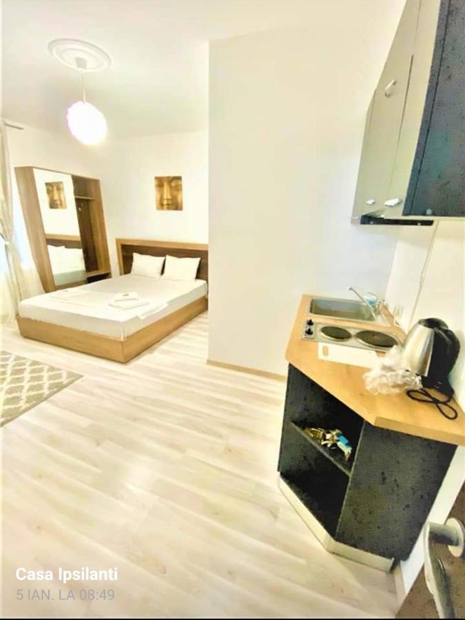 Hotel Ipsilanti 雅西 外观 照片